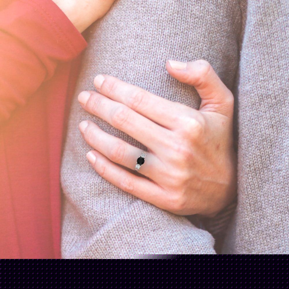 1.5 cttw Natural Onyx Three-Stone Engagement Ring - Solid White Gold (VVS1, Round Cut,6.5mm)