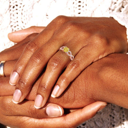 1.42 cttw Natural Citrine Solitaire with Zirconia Simulated Diamond Accents Engagement Ring - Solid Gold (Round Cut,6.5mm)