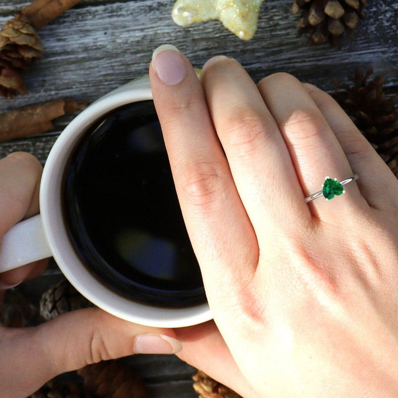 2.0 ct Brilliant Heart Cut Simulated Emerald Stone White Gold Solitaire Ring