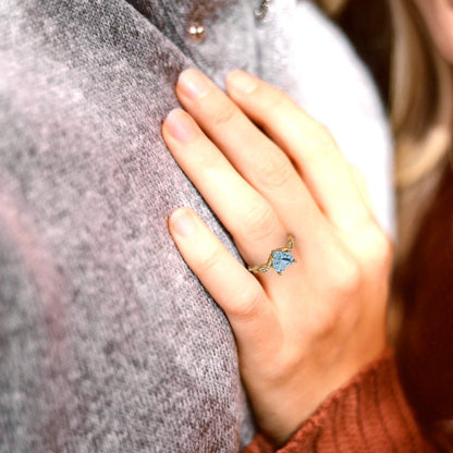 2.1 cttw Natural Sky Blue Topaz Solitaire with Zirconia Simulated Diamond Accents Engagement Ring - Solid Gold (Heart Cut,8mm)