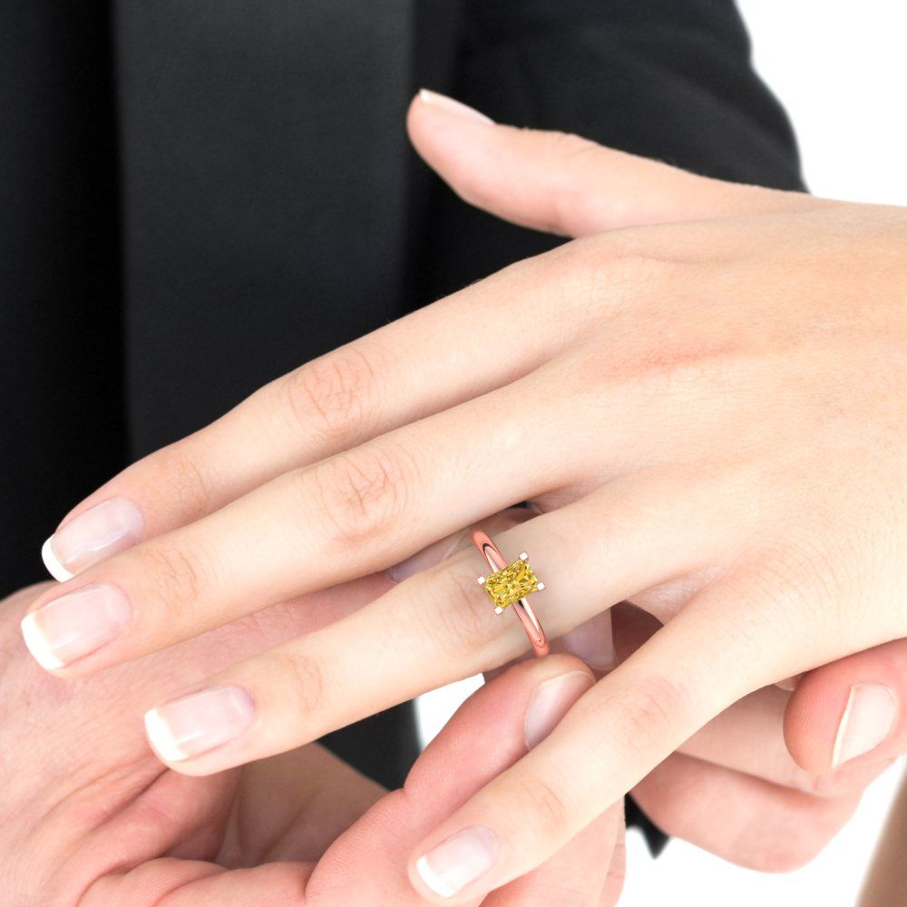 1 cttw Zirconia Simulated Yellow Diamond Solitaire  Engagement Ring - Solid Gold (VVS1, Emerald Cut,7X5mm)