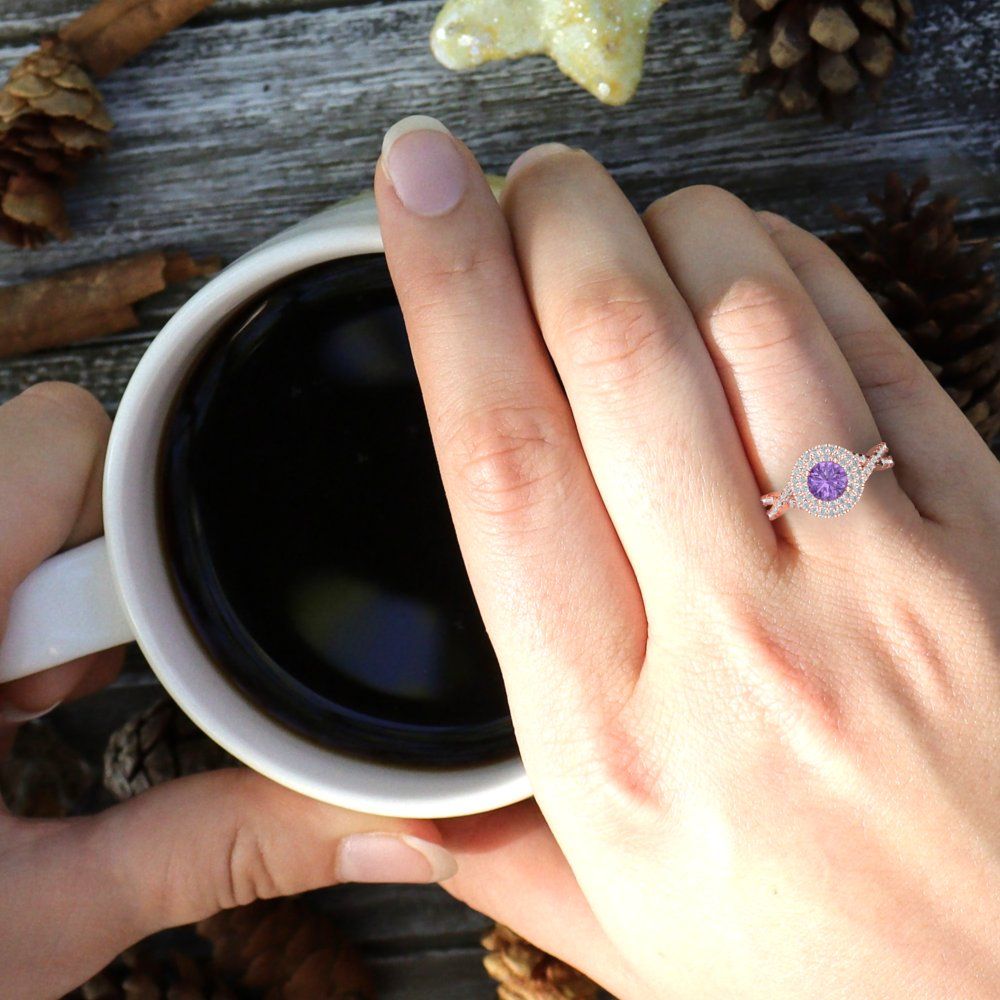 1.3125 cttw Simulated Alexandrite Solitaire with Zirconia Simulated Diamond Accents Engagement Ring - Solid Gold (Round Cut,6mm)