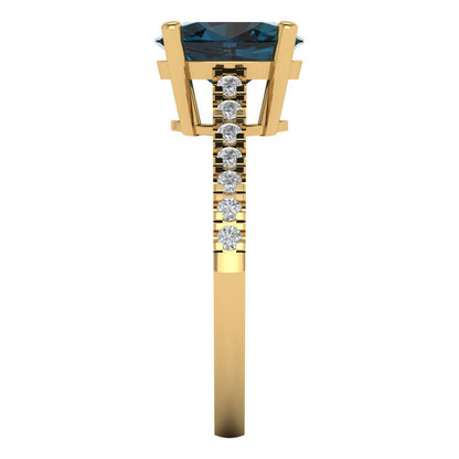 2.21 cttw Natural London Blue Topaz Solitaire with Zirconia Simulated Diamond Accents Engagement Ring - Solid Gold (Oval Cut,9X7mm)