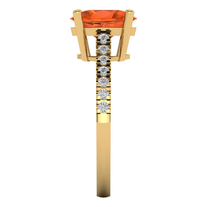 2.21 cttw Zirconia Simulated Red Diamond Solitaire with Zirconia Simulated Diamond Accents Engagement Ring - Solid Gold (VVS1, Oval Cut,9X7mm)