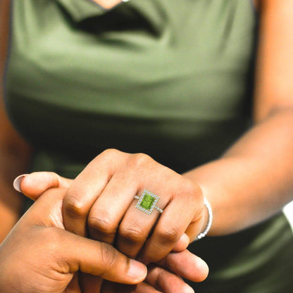 3.84 cttw Natural Peridot Solitaire with Zirconia Simulated Diamond Accents Engagement Ring - Solid Gold (Emerald Cut,9x7mm)