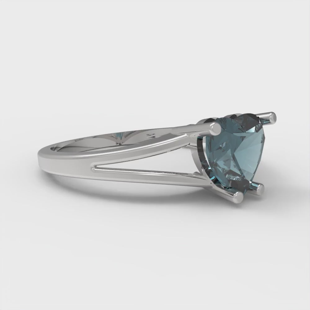 1 cttw Natural London Blue Topaz Solitaire  Engagement Ring - Solid Gold (Heart Cut,6.5mm)