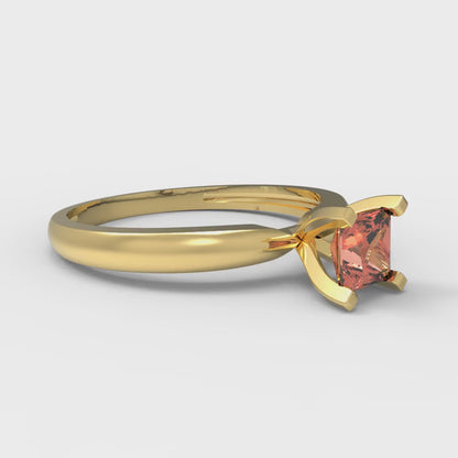 0.5 cttw Zirconia Simulated Red Diamond Solitaire  Engagement Ring - Solid Gold (VVS1, Princess Cut,4mm)