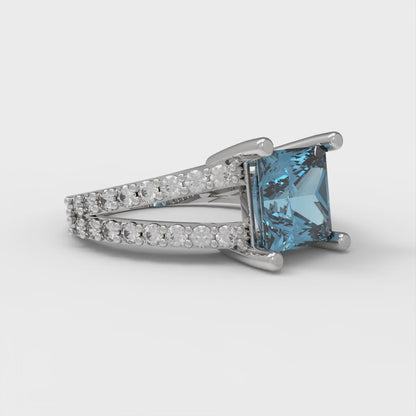 2.48 cttw Natural Sky Blue Topaz Solitaire with Zirconia Simulated Diamond Accents Engagement Ring - Solid Gold (Princess Cut,7.0mm)