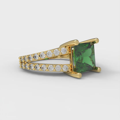 2.48 cttw Simulated Emerald Solitaire with Zirconia Simulated Diamond Accents Engagement Ring - Solid Gold (Princess Cut,7.0mm)