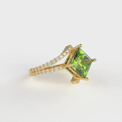 2.3075 cttw Natural Peridot Solitaire with Zirconia Simulated Diamond Accents Engagement Ring - Solid Yellow Gold (VVS1, Princess Cut,7.0mm)